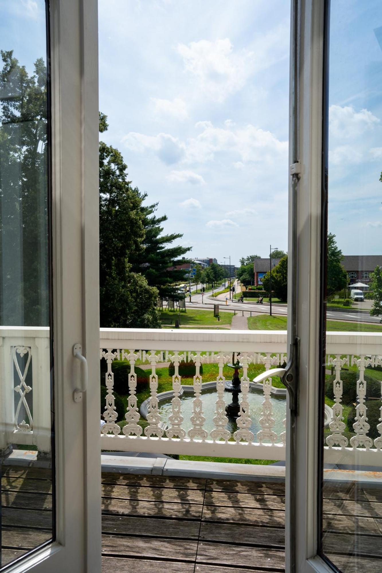 Hotel Villa Ruimzicht Дутинхем Экстерьер фото